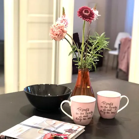 Scandinavian Desing 1br Center In Kamppi 37 헬싱키